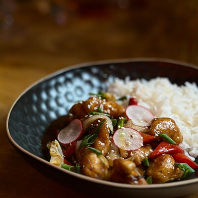 Курочка генерала Тсо с рисом в ЛЕЛЬКОВ & Kitchen по цене 708 ₽