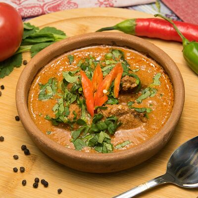 Харчо по-менгерельски в Гурман студия по цене 420 ₽