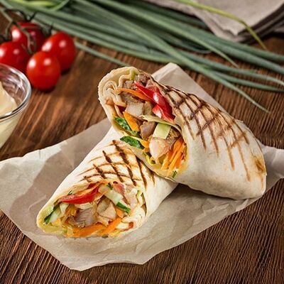 Шаурма из шашлыка курицы в Мангал по цене 315 ₽