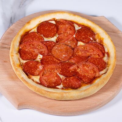 Пицца Пепперони в Евразия по цене 529 ₽