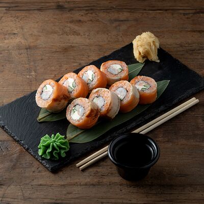 Ролл 2 моря в Байкал по цене 1280 ₽