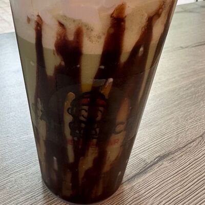 Латте недубайский шоколад в Сан сан по цене 450 ₽