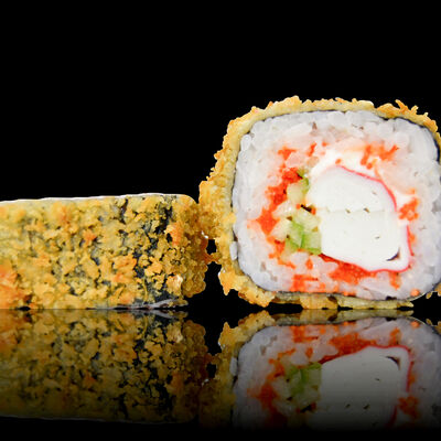 Ролл Кани темпура в Семья Плюс по цене 320 ₽