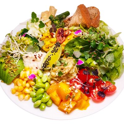 Салат 30 ингредиентовв Green Point по цене 980 ₽