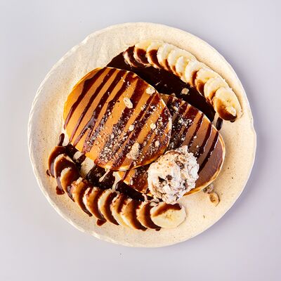 Панкейки с нутеллой и бананом в Papaya по цене 300 ₽