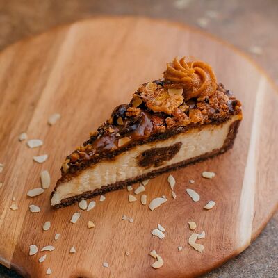 Чизкейк Арахисовый Кранч в Krutli по цене 330 ₽