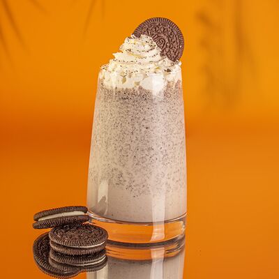 Молочный коктейль Шоколадное печенье в Pink milk x Lift по цене 420 ₽