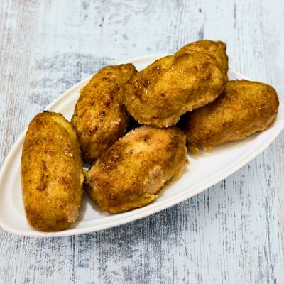 Котлета куриная по-киевски в Изюм по цене 200 ₽