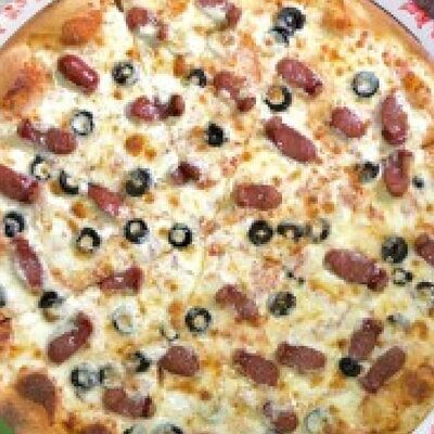 С охотничьей колбаской Маленькая в Икура Экспресс по цене 490 ₽