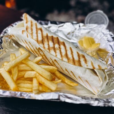 Комбо шаурма №1 в Провкус по цене 550 ₽