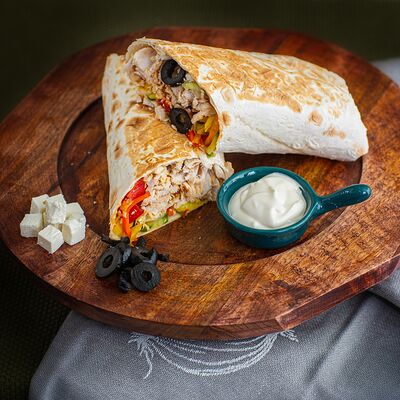 Греческая в лаваше в #Шаверма_хауз по цене 490 ₽