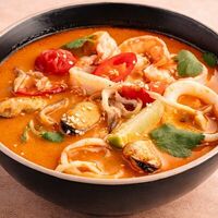 Том ям в Fisha Raw Bar & Grill