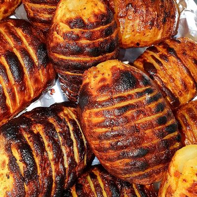 Картофель на мангале в Каретный дворик по цене 500 ₽