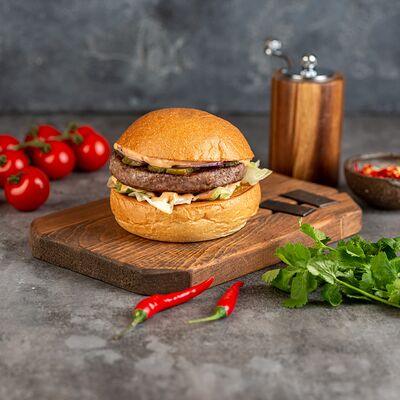 Гамбургер Мэнни в Manny's Burger по цене 610 ₽