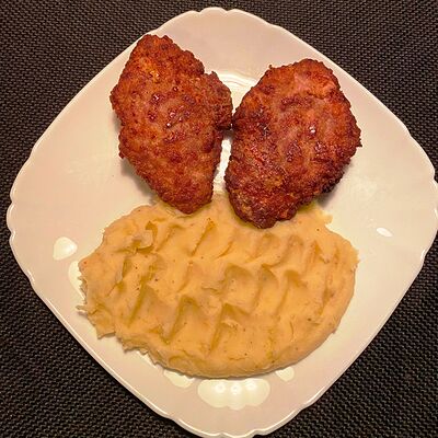 Пюре с говяжьей котлетой в Бакинский Chef по цене 440 ₽