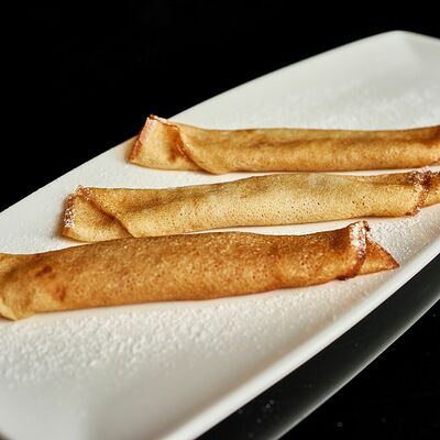 Блины с творогом и сметаной в Chocolate по цене 250 ₽