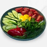 Свежие овощи с зеленью в Caviar