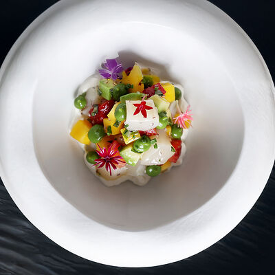 Севиче из гребешка с нектарином и страчателлой в Морской по цене 1690 ₽