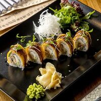 Ролл с угрём и сыром Чеддер в вАзию