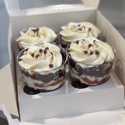 Трайфл Молочный ломтик в Di Panna Confetteria по цене 650 ₽