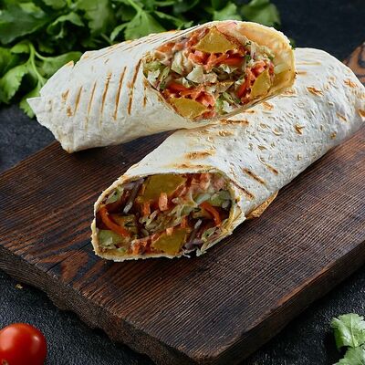 Шаурма овощная для тех, кто хочет худетьв ШАУРМА АЙША по цене 210 ₽