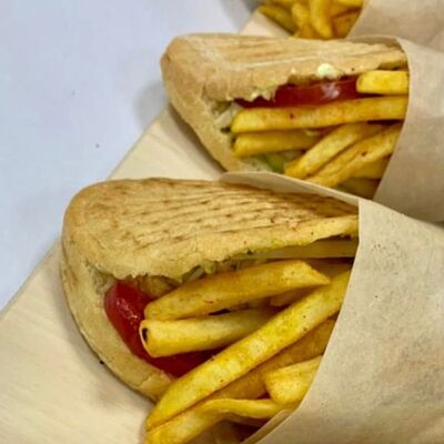 Гиро с люля-кебабом на мангале маленькийв Настроение вкуса по цене 545 ₽