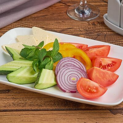 Овощная нарезка в Офицерское по цене 940 ₽