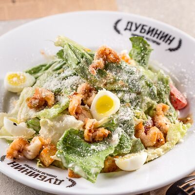 Салат Цезарь с креветками в Дубинин по цене 908 ₽