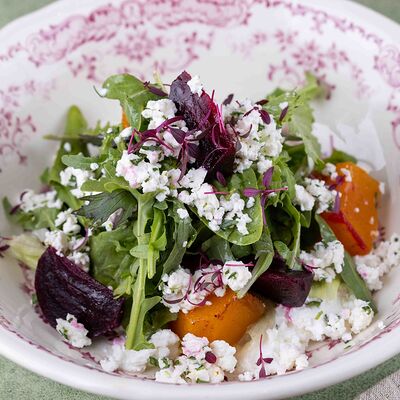 Салат Аффумикато из печеной свеклы и тыквы с козьим сыром в Пиццерия Pizzamento по цене 850 ₽