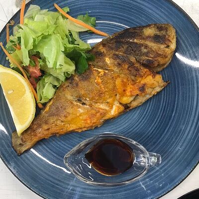 Дорадо жареная в Мангал House по цене 960 ₽