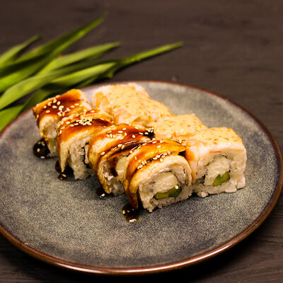 Ролл Два моря в Yomayo по цене 645 ₽