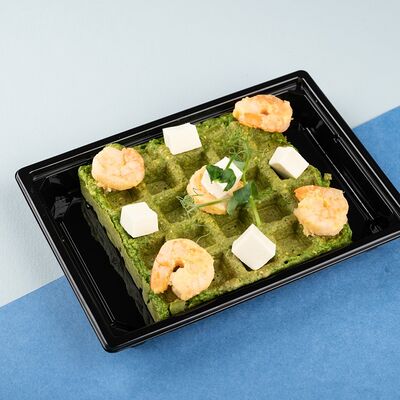 Шпинатные вафли с креветкой и авокадо в Август по цене 535 ₽