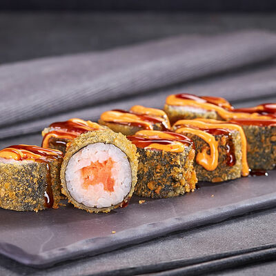 Ролл Сяке лайт темпура (мини) в Суши Мастер по цене 359 ₽