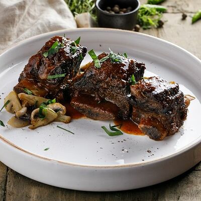 Томленые говяжьи ребра в Маймун по цене 590