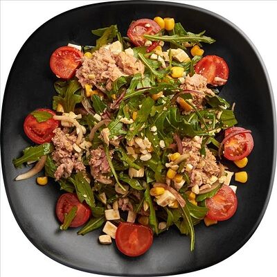 Руккола с тунцом в WOK по цене 45000 сум
