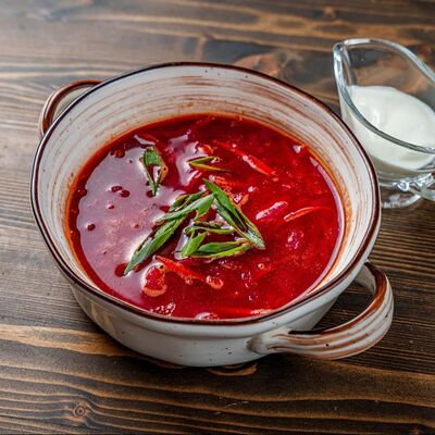 Борщ со сметанойв Гастробар Феллини по цене 360 ₽