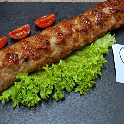 Люля-кебаб из курицы в Жарко вкусно по цене 430 ₽
