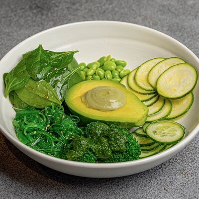 Грин-боул в 321 Club by Novikov по цене 850