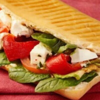 Панини с овощами и сыром в Поль Бейкери по цене 420 ₽