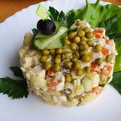 Столичный салатв Чайхона Вадуд по цене 450 ₽