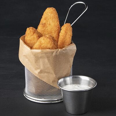 Куриные стрипсы в Gellert Bar по цене 400 ₽