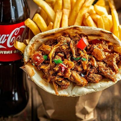 Шаурма Комбо в Шаурма &Гриль Халяль по цене 790 ₽