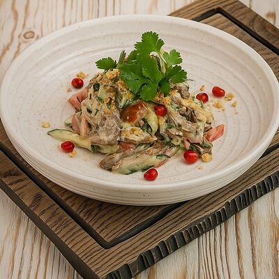 Салат с говядиной и баклажаном 1/240 Янд в Тут харчо по цене 710 ₽