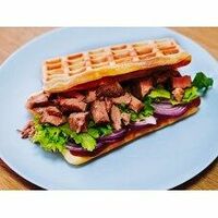 Классические вафли с тунцом в Маленькая Флоренция