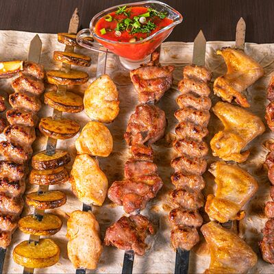 Ассорти шашлыковв Suli & Co по цене 3900 ₽