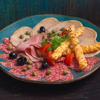 Мясное ассорти в Длинный нос по цене 780 ₽