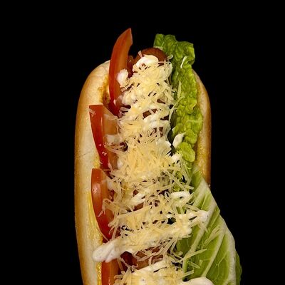 Цезарь-мезарь дог в Кухня на углях по цене 380 ₽