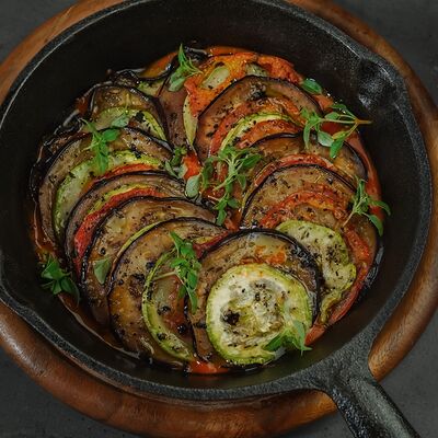 Прованские овощи, соус пиперада в Рестобар Гриль 39 по цене 500 ₽