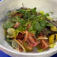 Теплый с говядиной и картофелем в Герой арена