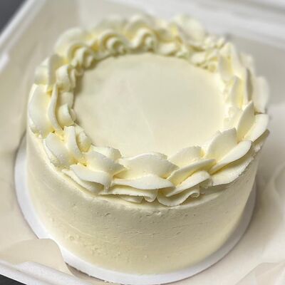 Бенто-торт Ламбет (белый) в Сладкое бюро по цене 1750 ₽